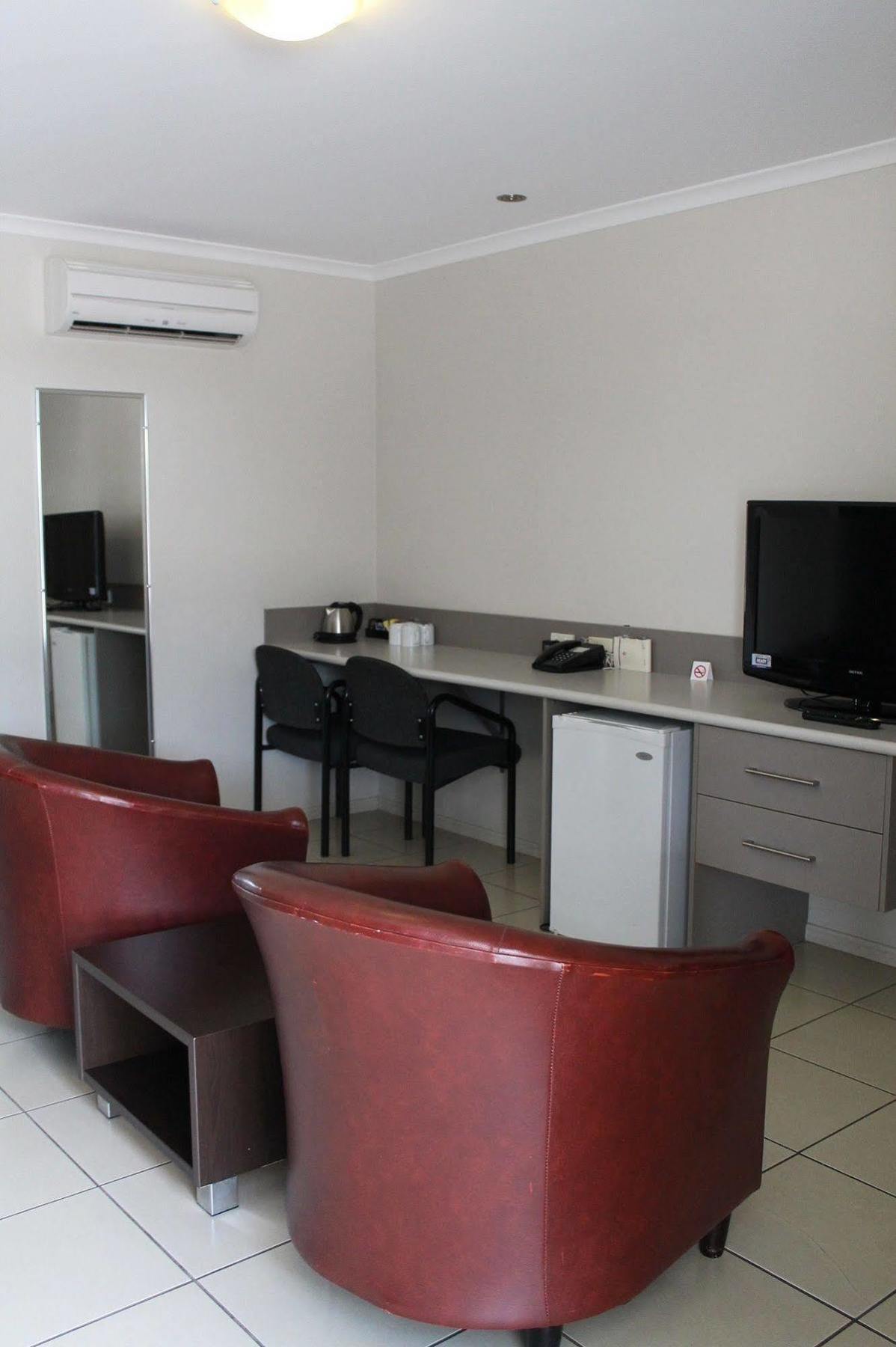 Blackwater Motor Inn Εξωτερικό φωτογραφία